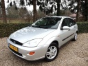ford-focus-1616v-collection-5-drs-airco-elecpakket-lm-velgen-trekhaak