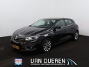 renault-megane-12-tce-limited-apple-carplay-keyless-17-inch