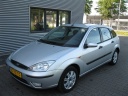 ford-focus-1616v-futuraairco-leder-navi