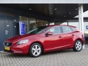 volvo-v40-d2-momentum-navi-bluetooth-pdc