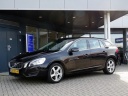 volvo-v60-d2-momentum-navi