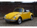 volkswagen-beetle-1303-cabriolet-an-eyecatching-colour-scheme-canary-yellow-over-black-interior-the-volkswagen-underwent-a-restoration-around-20142015-t