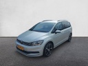 volkswagen-touran-15-tsi-comfortline-7p-airco-cruise-navigatie-app-connect-wegklapbare-trekhaak-parkeersensoren